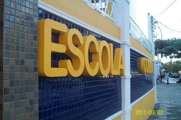 Letras em Relevo