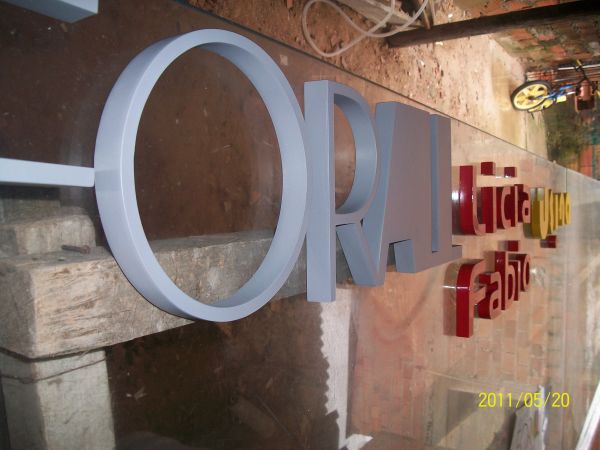 00